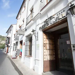 Puerta De La Hotel
